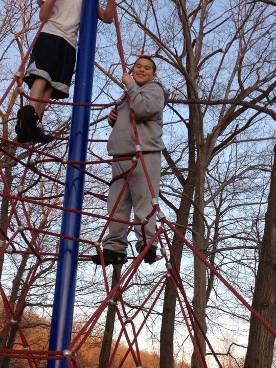 Hubbard Park Playground, Mirror Lake Dr, Meriden, CT, Playgrounds