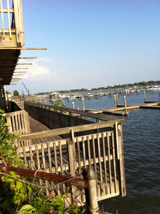 The Deck at Harbor Pointe, 101 Taylor Ave, Essington, PA - MapQuest