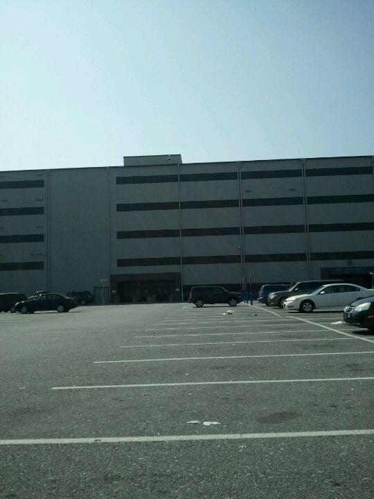 PennDOT Driver & Vehicle Services, 1101 S Front St, Harrisburg, PA