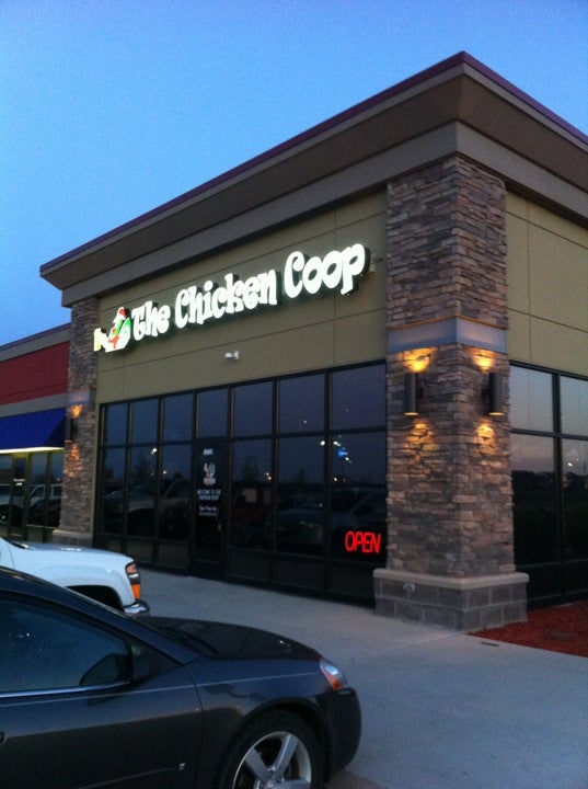 The Chicken Coop Sports Bar and Grill, 12725 Meredith Dr, Urbandale, IA