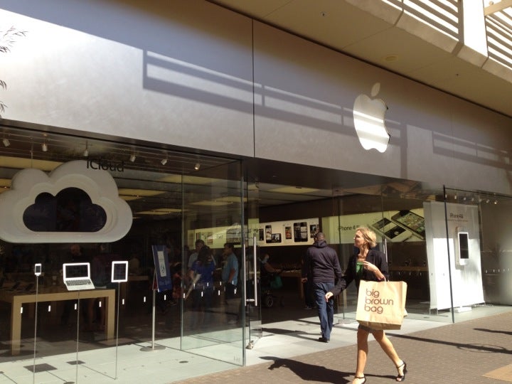 Fashion Valley - Apple Store - Apple