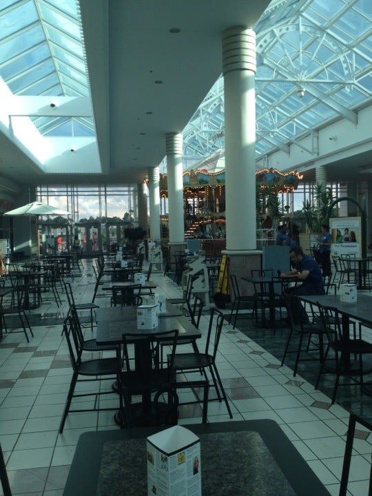 TUMI Store Eastview Mall, 528 Eastview Mall, Victor, NY, Doctors