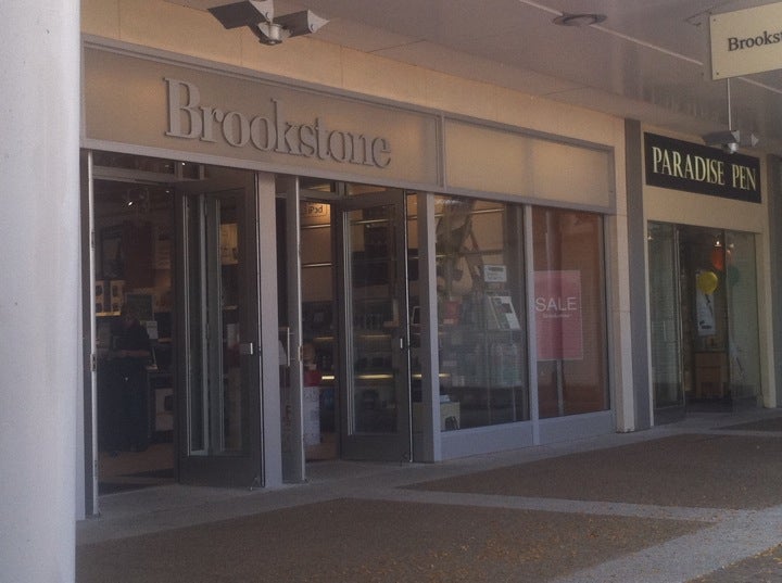 Brookstone CLOSED 168 Oakbrook Ctr Oak Brook IL MapQuest