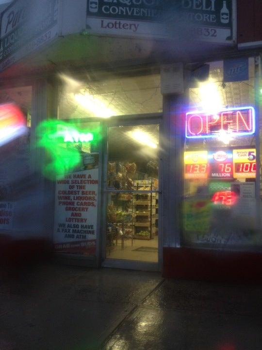 Paradise Liquor Store, 509 Stuyvesant Ave, Lyndhurst, NJ, Delicatessen