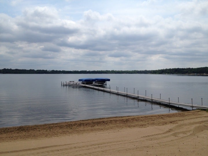 Horseshoe Lake, CR-3, Merrifield, MN, Services NEC - MapQuest