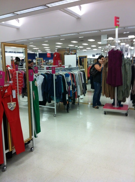 Miami Florida,Marshalls department store,retail,discount