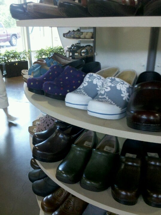 Dansko sales outlet jennersville