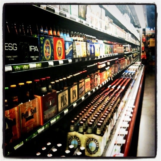 Whole Foods Market, 17991 Redmond Way, Redmond, WA, Eating places