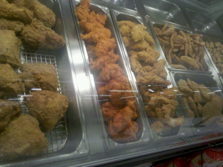 Publix Super Market at Cottonwood Corners, 1620 Ross Clark Cir, Dothan