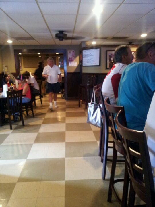 Cafe 615 Home of Da Wabbit, 615 Kepler St, Gretna, LA, Eating places