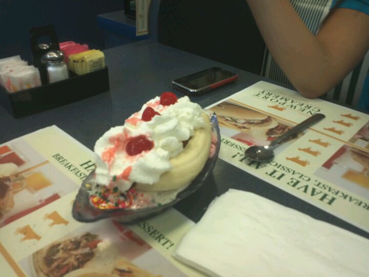 Newport Creamery Restaurant, 673 Smith St, Providence, RI, Subs