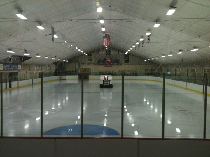 New Hartford Recreation Center, 1 Mill St, New Hartford, NY, Sports