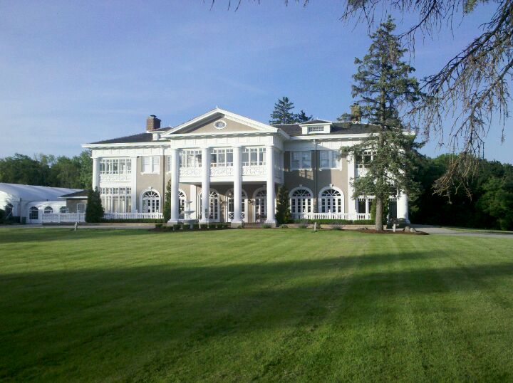 Lehmann Mansion, 485 N Milwaukee Ave, Lake Villa, IL, Music