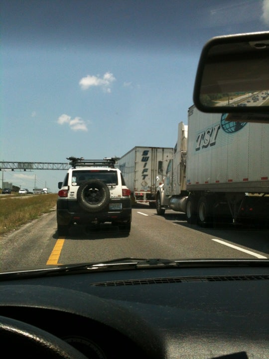 I-35 & E/W Slaughter Ln