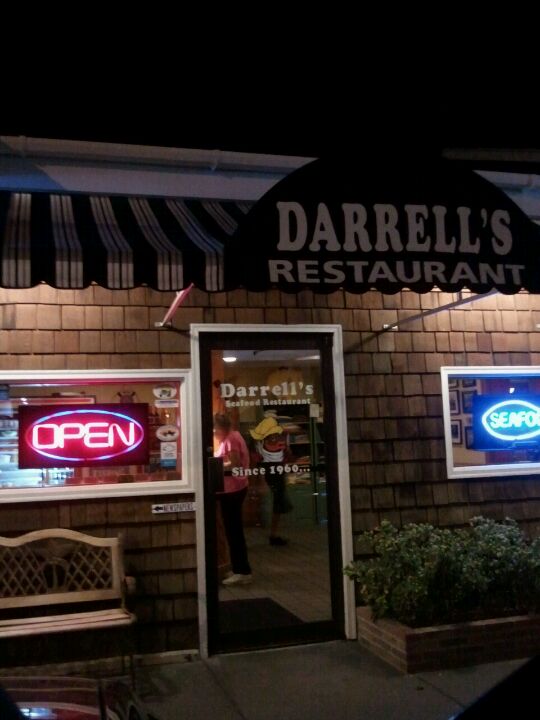 Darrell's Seafood Restaurant, 521 US Highway 64, Manteo, NC, Seafood