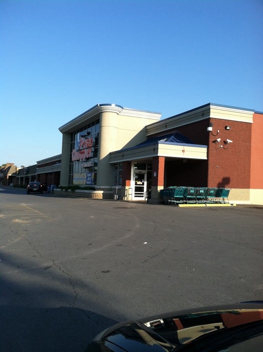 Price Chopper, 860 State Route 11, Champlain, NY - MapQuest