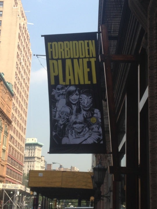 Forbidden Planet, 832 Broadway, New York, NY. exterior storefront of a  comic books, and toy store in Manhattan Stock Photo - Alamy