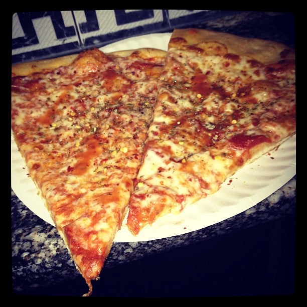 99 CENT FRESH PIZZA, New York City - 473 Lexington Ave, Midtown