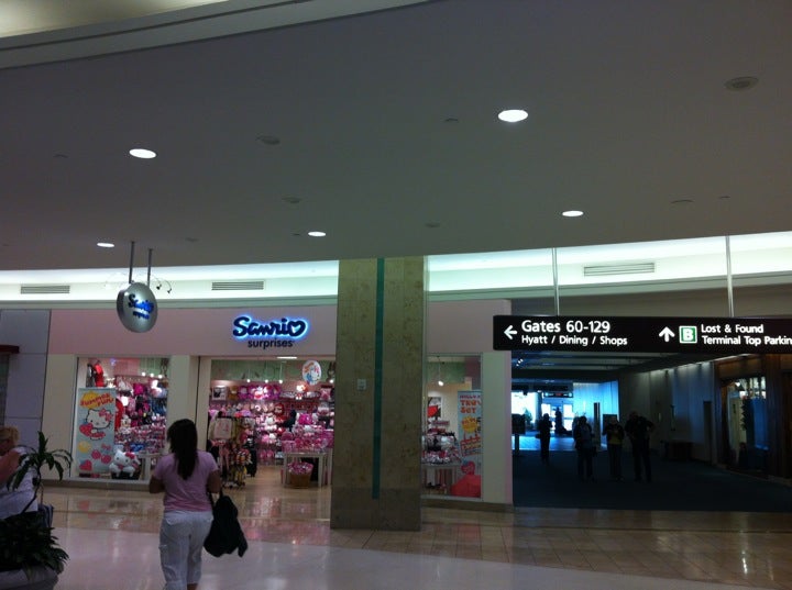 Sanrio Surprises - Gift Store in Orlando