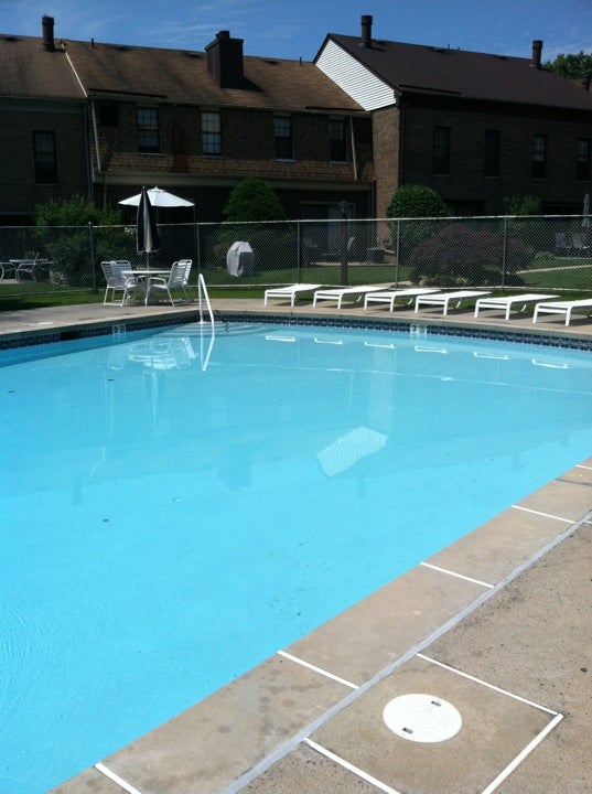 Harrowsgate Apartments, 324 Gill Ln, Iselin, NJ, Apartments MapQuest