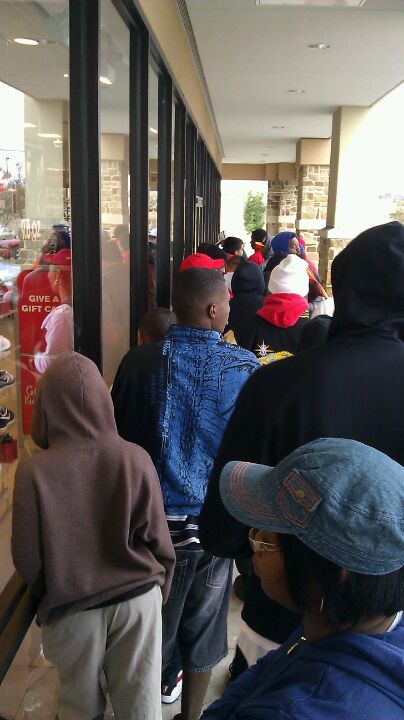 Foot Locker, 4400 North Fwy, Houston, TX, Sporting Goods - MapQuest