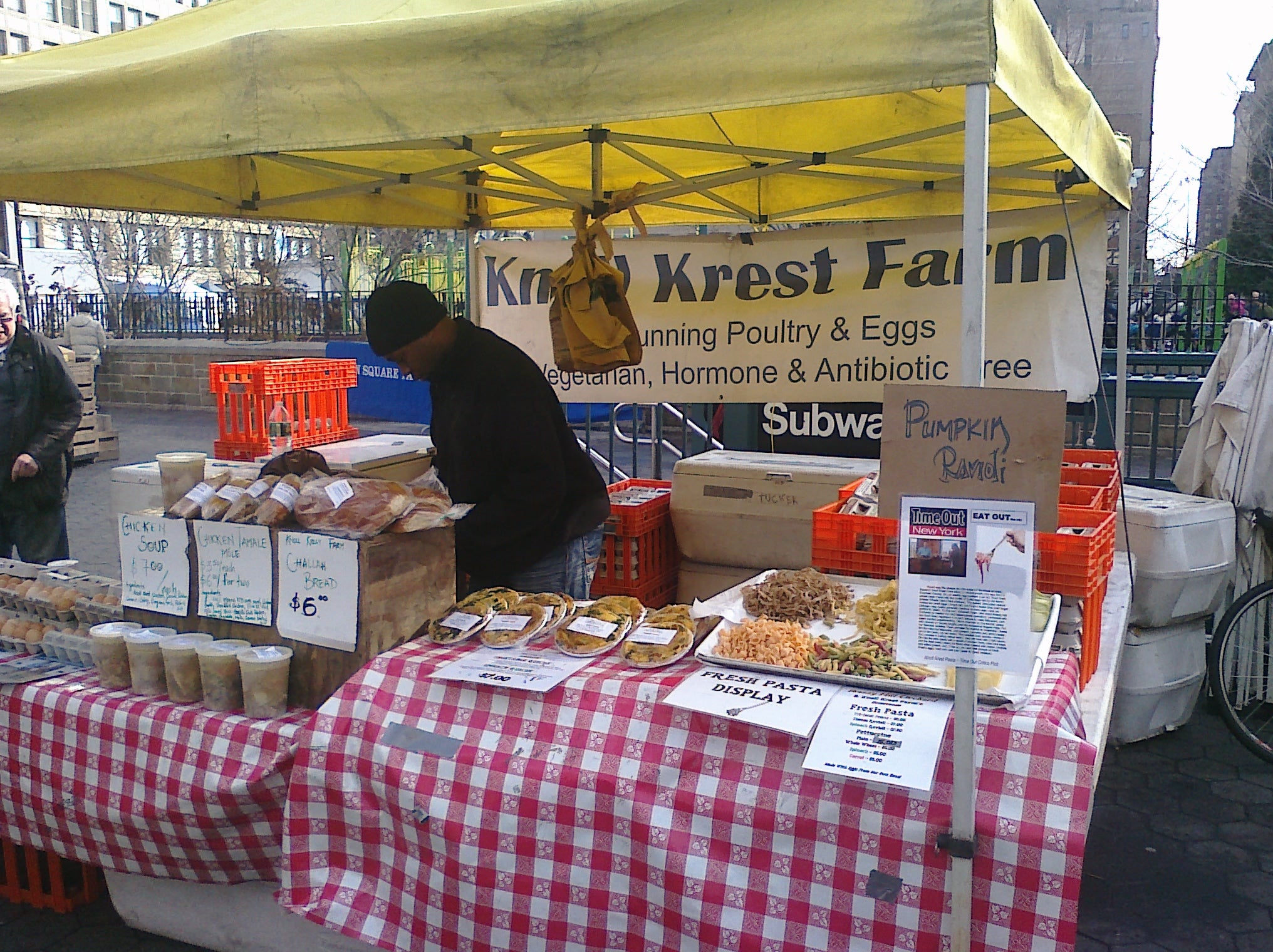 Knoll Krest Farm, Union Square Greenmarket Stand, Manhattan, NY, Food