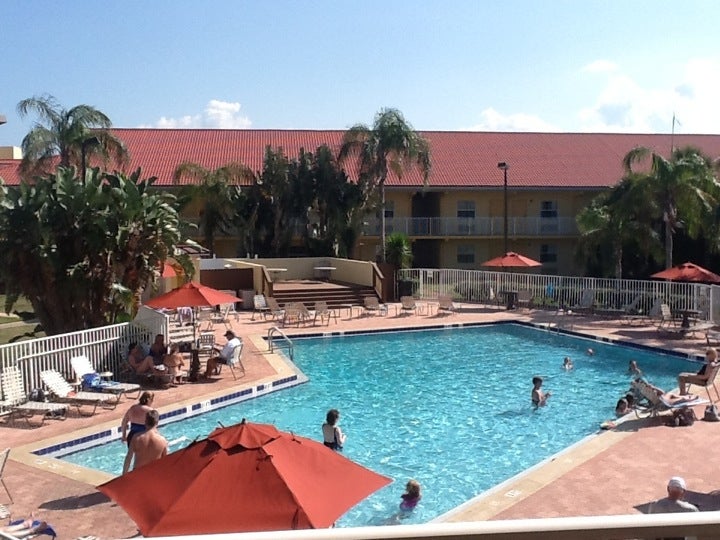 La Quinta Inn By Wyndham Cocoa BeachPort Canaveral, 1275 N Atlantic
