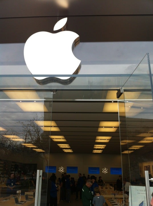 Apple Store-Knox Street - Dallas, Texas