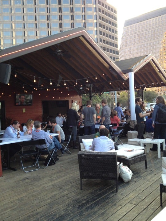 Cedar Door Patio Bar & Grill, 201 Brazos St, Austin, TX, Eating places