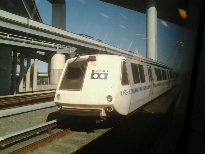 Emery Go-Round MacArthur Bart Bus Stop, 555 40th St, Oakland, CA ...