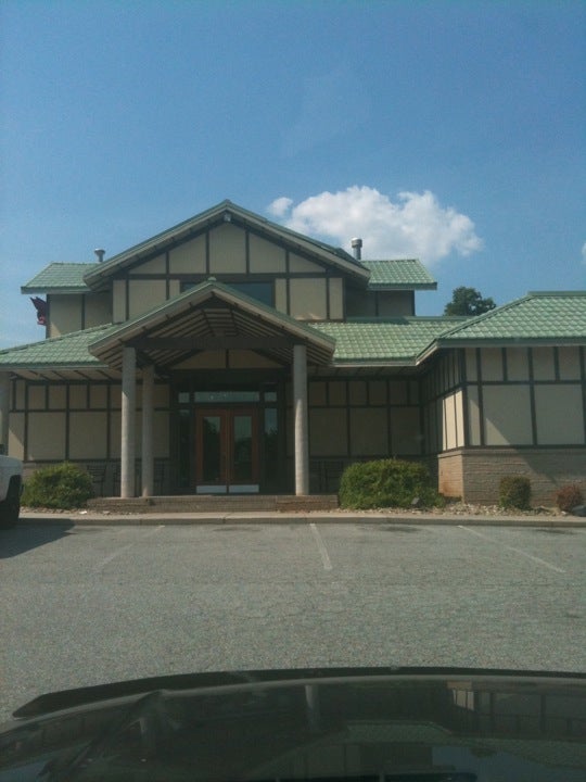 Kabuto Japanese Steakhouse and Sushi Bar, 1617 Stanley Rd, Greensboro