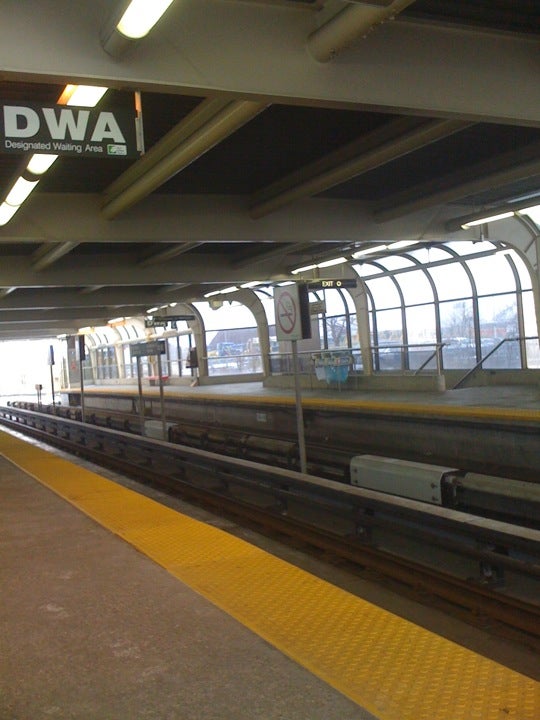 Ellesmere Rt Station