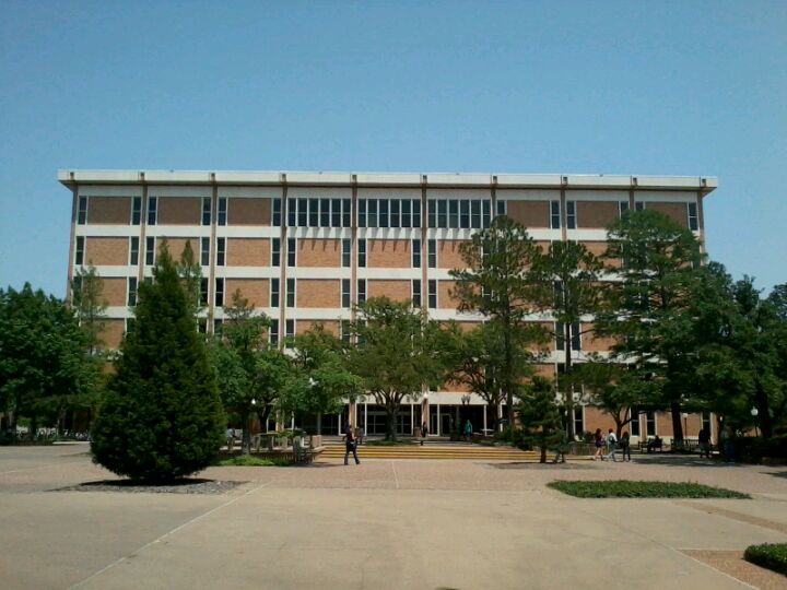 UTA Central Library, 702 Planetarium Pl, Arlington, TX, Public Library ...