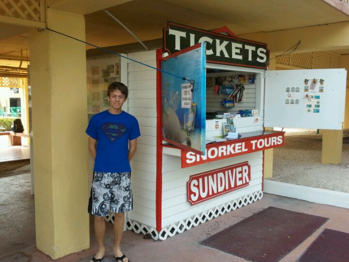 Sundiver Snorkeling Tours, Mile Marker 103 US hwy 1, Key Largo, FL