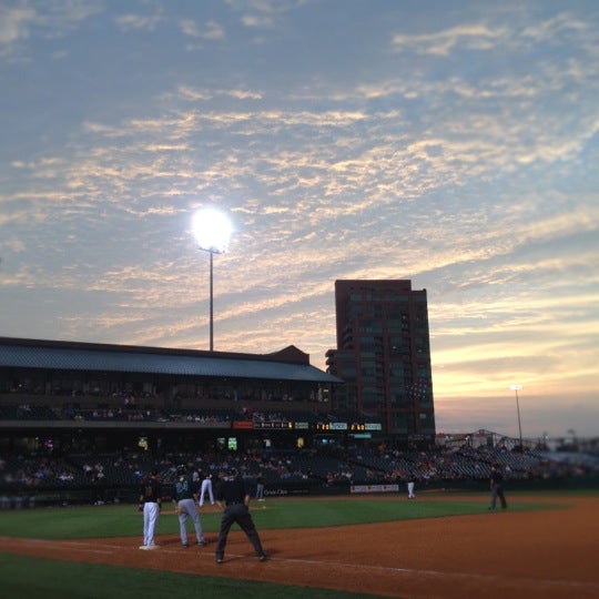 Jim Patterson Stadium, 3015 S 3rd St, Louisville, Kentucky, Stadiums Arenas  & Athletic Fields - MapQuest