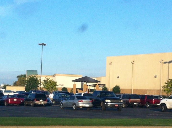 Hours walmart is open on thanksgiving