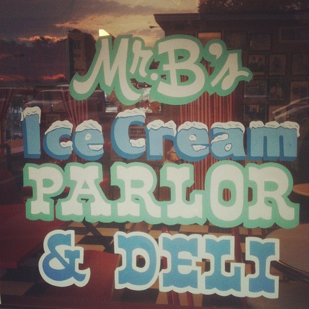 MR B'S ICE CREAM PARLOR, Branson - Restaurant Reviews, Photos