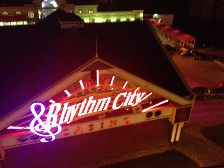 Rhythm City Casino 101 W River Dr Davenport IA MapQuest