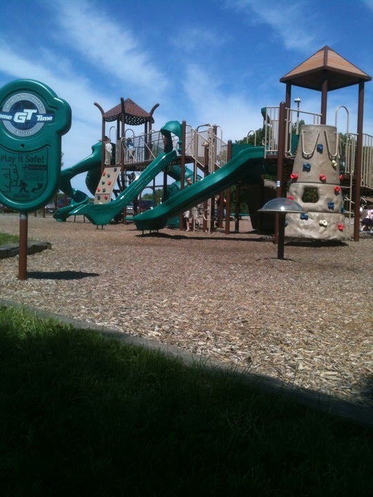 Veterans Memorial Park, 595 Calkins Rd, Henrietta, NY, Parks MapQuest