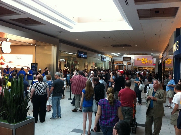 Conestoga - Apple Store - Apple (CA)