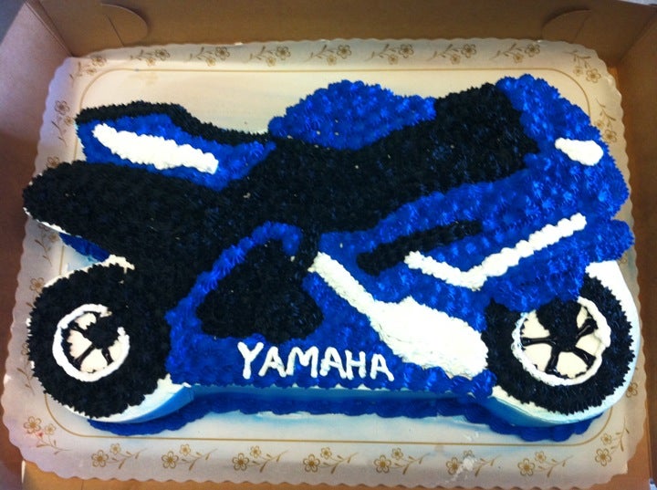 Yamaha F1 Birthday Cake - CakeCentral.com