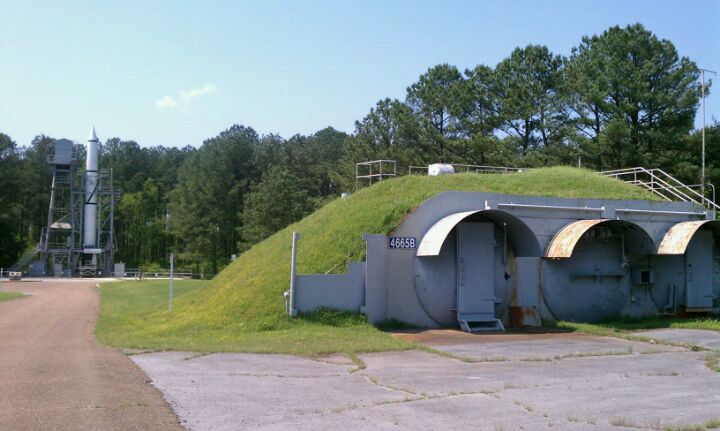 NASA - MSFC Historic Redstone Test Site, Huntsville, AL, Monuments ...