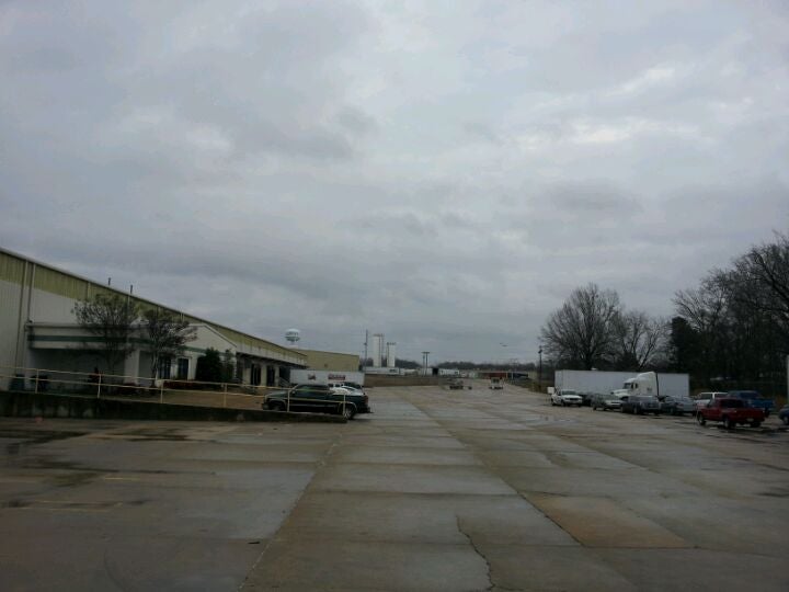 MTD Distribution Center, 5484 Highway 145, Shannon, MS, Garden Centers