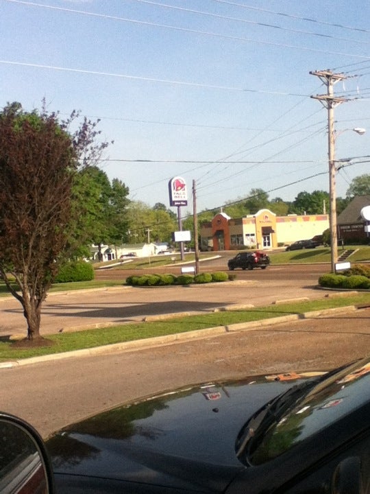 Downtown Bolivar TN, W Market St, Bolivar, TN, Landmark MapQuest