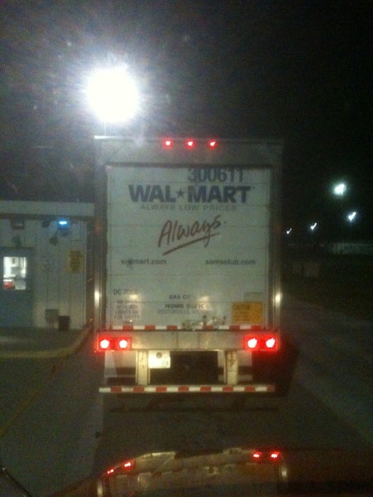 Walmart Distribution Center, 181 Walmart Rd, Bedford Twp, PA