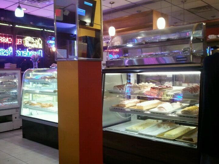 El Carretero Restaurante Panaderia, 449 Central Ave, Jersey City, NJ