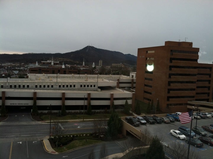 Holston Valley Medical Center, 130 W Ravine Rd, Kingsport, TN
