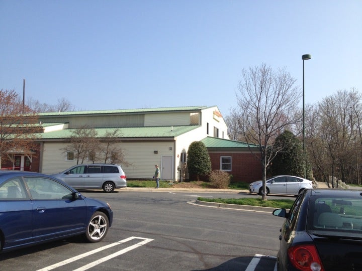 Best Friends Pet Care, 395 Muddy Branch Rd, Gaithersburg, MD