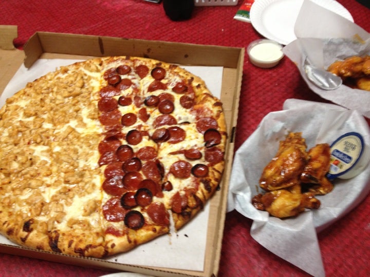 2 Ton Tony's Irondequoit, 545 Titus Ave, Ste 11, Rochester, NY, Pizza