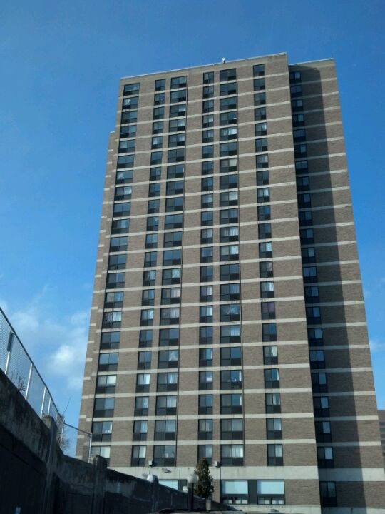 Clinton Plaza Apartments, 550 S Clinton St, Suite 1, Syracuse, NY, Real